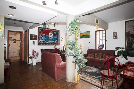 Sala de casa para alugar com 8 quartos, 278m² em Santana, Porto Alegre