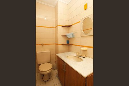 Casa para alugar com 278m², 8 quartos e 2 vagasBanheiro 5