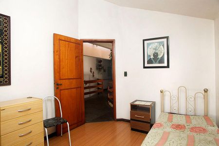 Casa para alugar com 278m², 8 quartos e 2 vagasQuarto 5