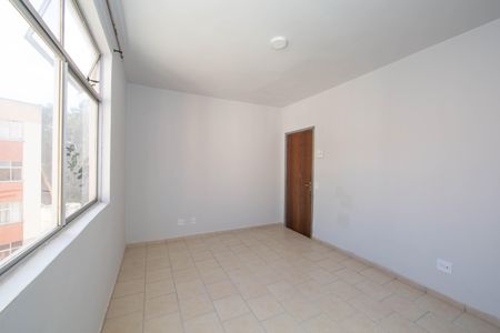 Apartamento para alugar com 3 quartos, 63m² em Cinquentenario, Belo Horizonte