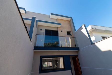 Fachada de casa à venda com 3 quartos, 90m² em Jardim Paraíso, São Paulo