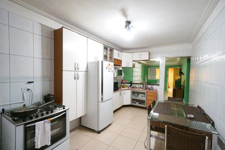 Casa à venda com 400m², 6 quartos e 10 vagas Casa à venda com 400m², 6 quartos e 10 vagasCozinha