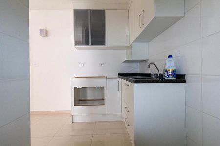 Apartamento à venda com 42m², 2 quartos e sem vaga Apartamento à venda com 42m², 2 quartos e sem vagaCozinha e Área de Serviço