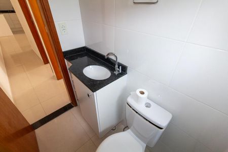 Apartamento à venda com 42m², 2 quartos e sem vaga Apartamento à venda com 42m², 2 quartos e sem vagaBanheiro