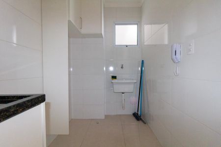 Apartamento à venda com 42m², 2 quartos e sem vaga Apartamento à venda com 42m², 2 quartos e sem vagaCozinha e Área de Serviço