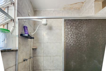 Apartamento para alugar com 30m², 1 quarto e sem vagaBanheiro 