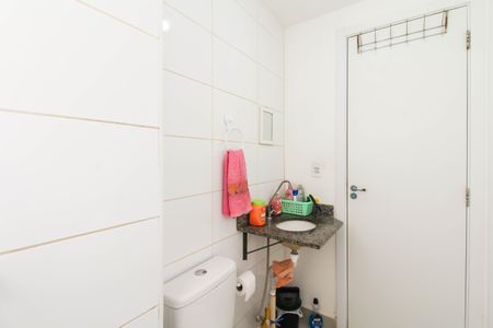 Apartamento à venda com 44m², 2 quartos e 1 vaga Apartamento à venda com 44m², 2 quartos e 1 vagaBanheiro