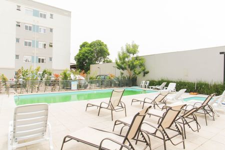 Apartamento à venda com 44m², 2 quartos e 1 vaga Apartamento à venda com 44m², 2 quartos e 1 vagaÁrea comum - Piscina