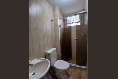 Banheiro de apartamento para alugar com 1 quarto, 39m² em Bom Fim, Porto Alegre