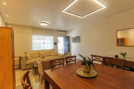 Casa à venda com 3 quartos, 143m² em Vila Formosa, São Paulo