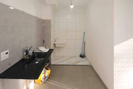 Cozinha de apartamento para alugar com 2 quartos, 34m² em Cidade São Mateus, São Paulo