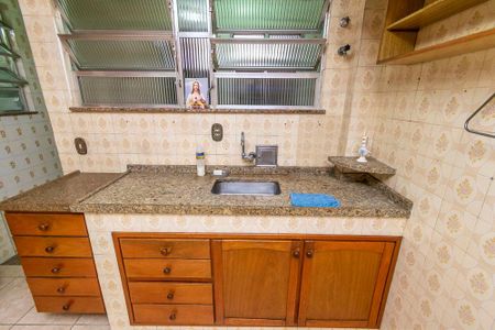 Apartamento à venda com 100m², 3 quartos e 2 vagasCozinha