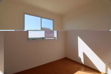 Quarto 2 de apartamento para alugar com 2 quartos, 48m² em Igara, Canoas