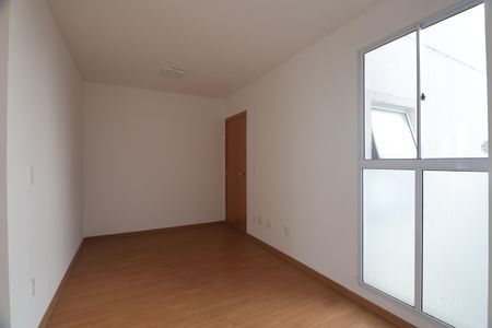 Sala de apartamento para alugar com 2 quartos, 48m² em Igara, Canoas
