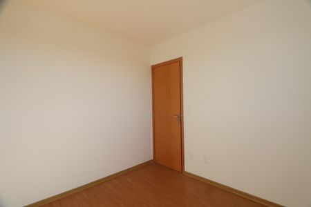Quarto 2 de apartamento para alugar com 2 quartos, 48m² em Igara, Canoas