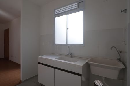 Apartamento para alugar com 48m², 2 quartos e 1 vagaCozinha e Área de Serviço