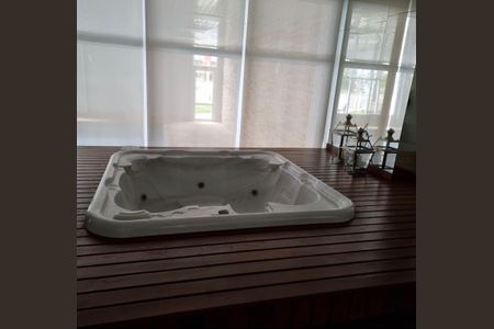 Apartamento à venda com 79m², 2 quartos e 2 vagas Apartamento à venda com 79m², 2 quartos e 2 vagasÁrea externa