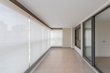Varanda de apartamento para alugar com 3 quartos, 125m² em Alto da Lapa, São Paulo