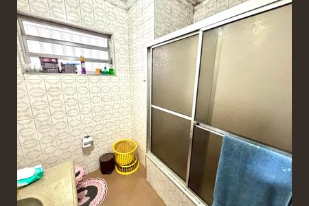 Casa à venda com 125m², 3 quartos e 2 vagasBanheiro 1