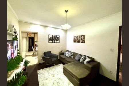 Sala de casa à venda com 3 quartos, 125m² em Cidade Líder, São Paulo