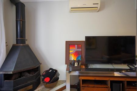 Casa de condomínio à venda com 196m², 3 quartos e 2 vagas Casa de condomínio à venda com 196m², 3 quartos e 2 vagasSala