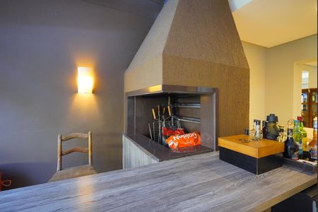 Casa de condomínio à venda com 196m², 3 quartos e 2 vagas Casa de condomínio à venda com 196m², 3 quartos e 2 vagasEspaço Gourmet