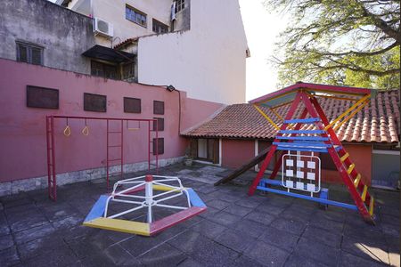 Casa de condomínio à venda com 196m², 3 quartos e 2 vagas Casa de condomínio à venda com 196m², 3 quartos e 2 vagasÁrea comum - Playground