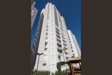 Apartamento para alugar com 80m², 3 quartos e 2 vagas Apartamento para alugar com 80m², 3 quartos e 2 vagasÁrea Comum