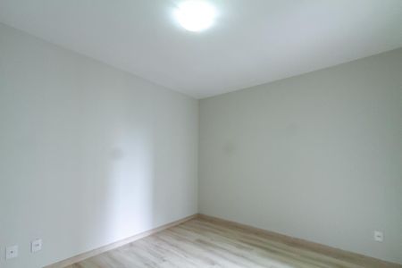 Apartamento para alugar com 80m², 3 quartos e 2 vagas Apartamento para alugar com 80m², 3 quartos e 2 vagasSuíte