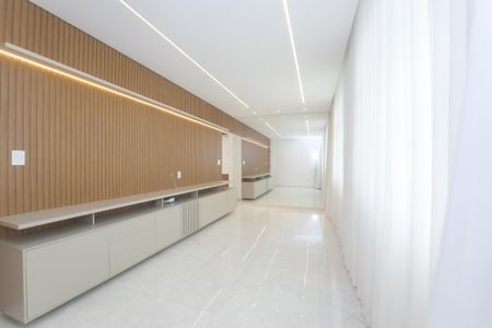 Apartamento à venda com 175m², 4 quartos e 2 vagas Apartamento à venda com 175m², 4 quartos e 2 vagassala