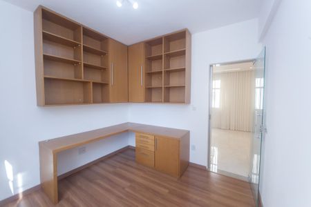 Apartamento à venda com 175m², 4 quartos e 2 vagas Apartamento à venda com 175m², 4 quartos e 2 vagasquarto 1