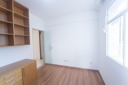 Apartamento à venda com 175m², 4 quartos e 2 vagas Apartamento à venda com 175m², 4 quartos e 2 vagasquarto 1
