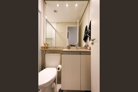 Apartamento à venda com 69m², 2 quartos e 2 vagas Apartamento à venda com 69m², 2 quartos e 2 vagasBanheiro