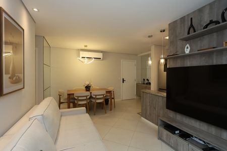 Apartamento à venda com 69m², 2 quartos e 2 vagas Apartamento à venda com 69m², 2 quartos e 2 vagasSala