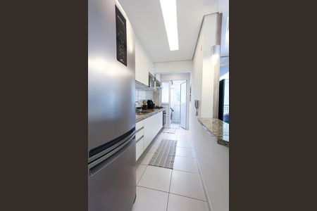 Apartamento à venda com 69m², 2 quartos e 2 vagas Apartamento à venda com 69m², 2 quartos e 2 vagascozinha