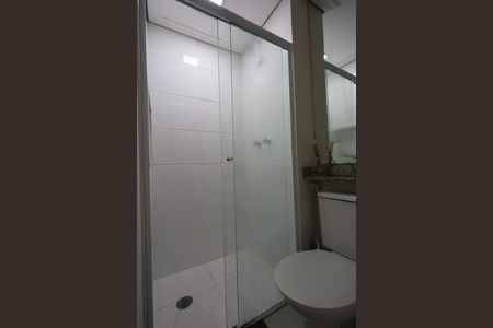 Apartamento à venda com 69m², 2 quartos e 2 vagas Apartamento à venda com 69m², 2 quartos e 2 vagasBanheiro da Suíte