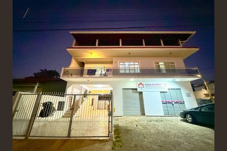 Casa para alugar com 280m², 4 quartos e 2 vagasFachada