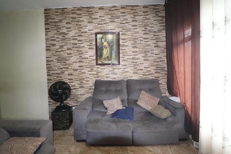 Casa à venda com 120m², 3 quartos e 1 vagaSala