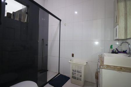 Casa à venda com 120m², 3 quartos e 1 vagaBanheiro Quarto 1 suíte