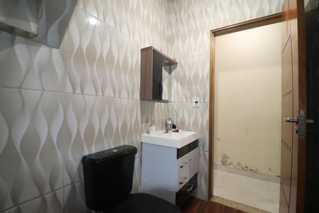 Casa à venda com 120m², 3 quartos e 1 vagaBanheiro 3