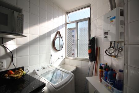 Apartamento para alugar com 67m², 3 quartos e 1 vagaÁrea de Serviço
