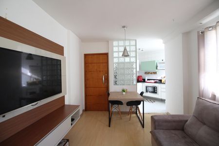 Apartamento para alugar com 67m², 3 quartos e 1 vagaSala