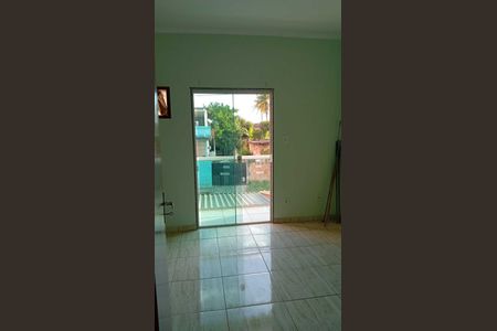 Casa para alugar com 55m², 2 quartos e 1 vagaVaranda
