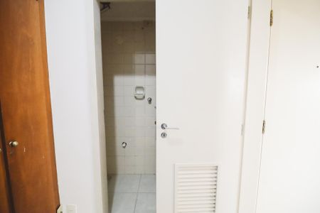 Apartamento para alugar com 93m², 3 quartos e 2 vagasQuarto de Serviço