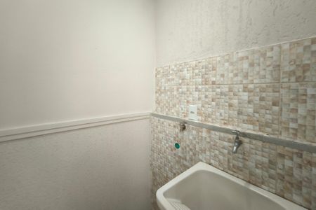 Apartamento para alugar com 75m², 3 quartos e 1 vagaÁrea de Serviço