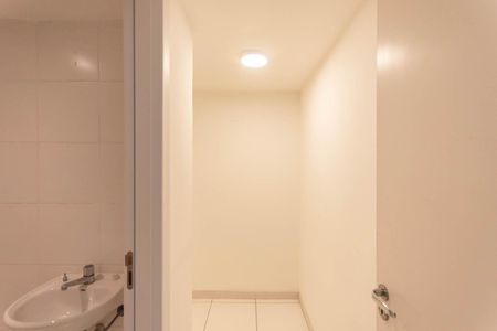 Apartamento para alugar com 71m², 2 quartos e 1 vagaQuarto de Serviço