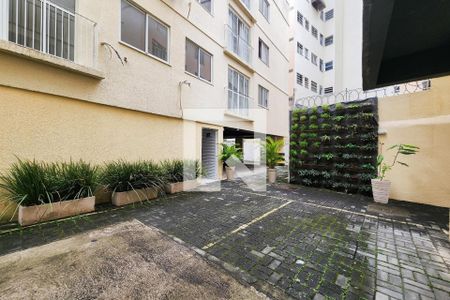 Apartamento para alugar com 71m², 2 quartos e 1 vagaÁrea comum