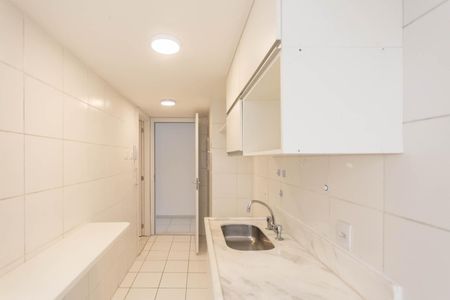 Apartamento para alugar com 71m², 2 quartos e 1 vagaCozinha e Área de Serviço