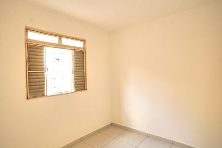 Quarto 1 de casa para alugar com 2 quartos, 150m² em São Cristóvão, Belo Horizonte