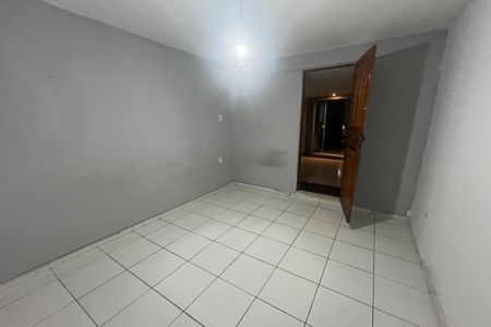 Casa para alugar com 4m², 2 quartos e sem vagaQuarto 2